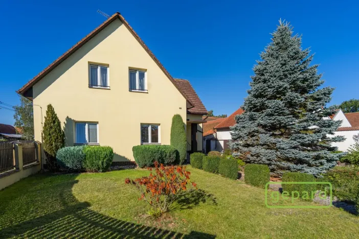 Prodej rodinného domu, Kestřany, 207 m2