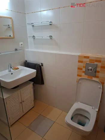 Pronájem bytu 2+kk, Praha - Uhříněves, V bytovkách, 60 m2