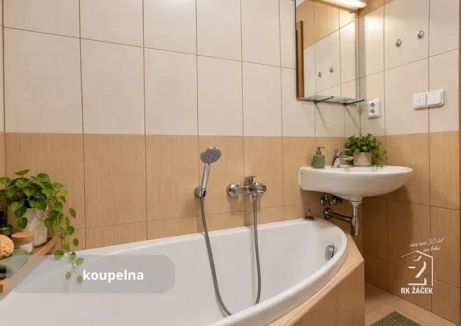 Pronájem bytu 2+kk, České Budějovice - České Budějovice 7, Lidická tř., 45 m2