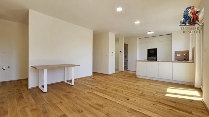 Prodej bytu 2+kk, Bystřice nad Pernštejnem, Masarykovo náměstí, 65 m2
