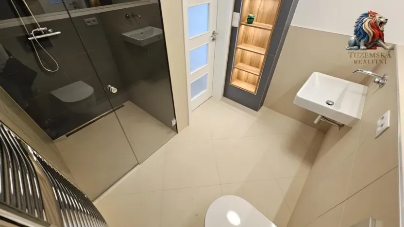 Prodej bytu 2+kk, Bystřice nad Pernštejnem, Masarykovo náměstí, 65 m2