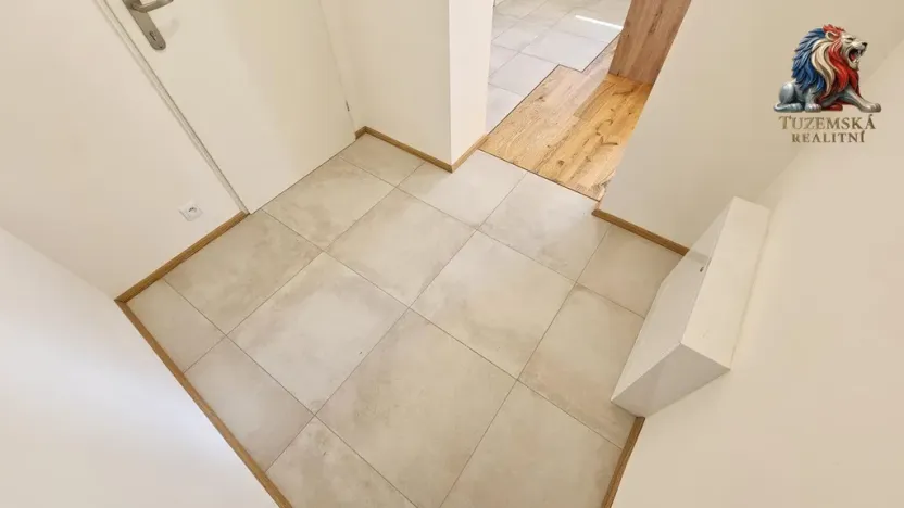 Prodej bytu 2+kk, Bystřice nad Pernštejnem, Masarykovo náměstí, 65 m2