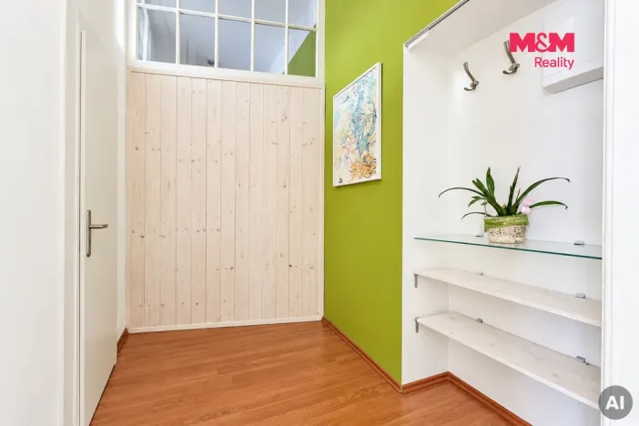 Prodej bytu 1+1, Karlovy Vary, Západní, 41 m2