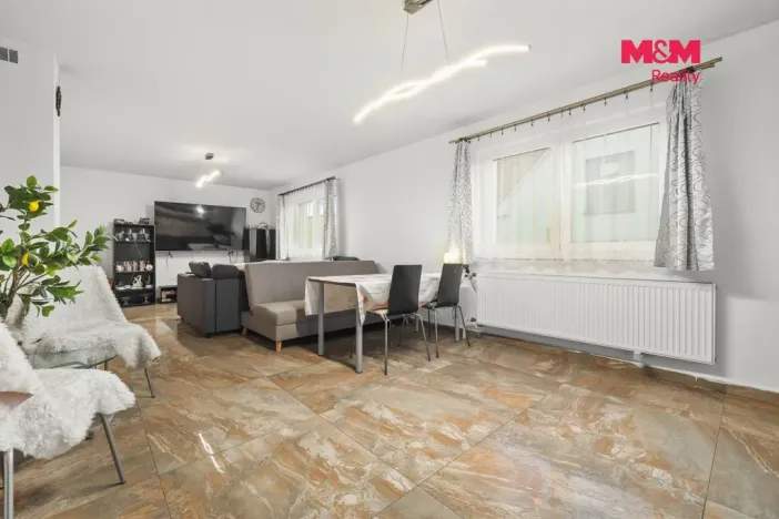 Prodej rodinného domu, Rožďalovice, Spojovací, 257 m2