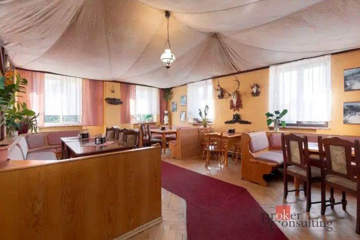 Prodej restaurace, Horní Město - Rešov, 308 m2