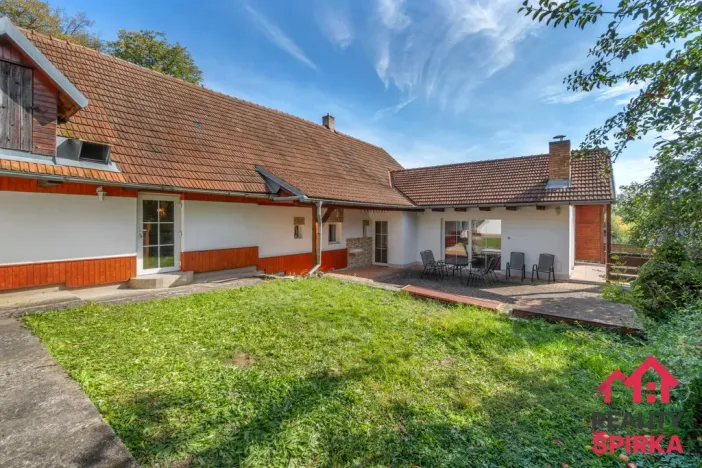 Prodej rodinného domu, Lukavice, 213 m2