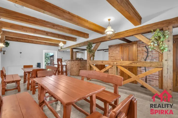 Prodej rodinného domu, Lukavice, 213 m2