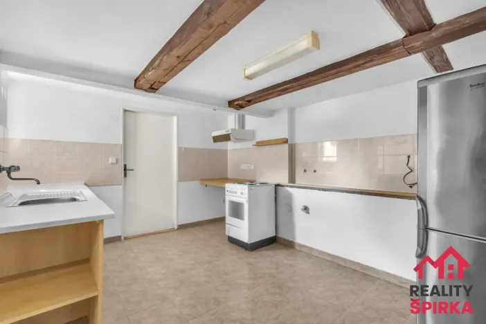 Prodej rodinného domu, Lukavice, 213 m2