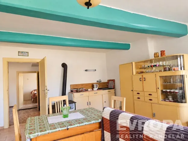 Prodej rodinného domu, Pecka, 60 m2