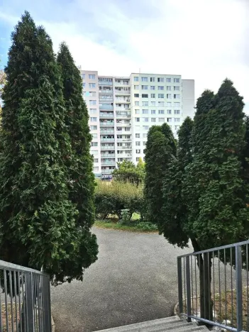 Prodej bytu 2+kk, Praha - Horní Měcholupy, Boloňská, 44 m2