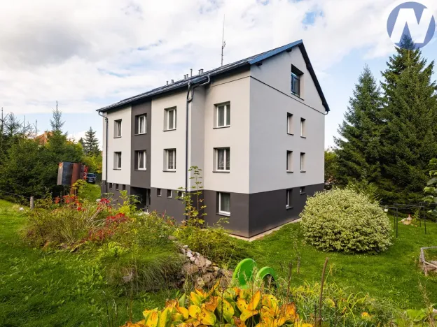 Pronájem komerčního prostoru, 21 m², Chroboly