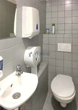Pronájem kanceláře, Praha, Na strži, 208 m2