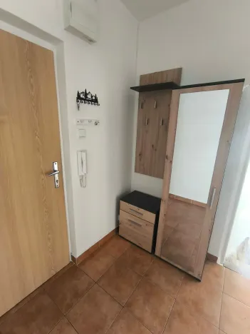 Pronájem bytu 3+1, Habartov, Karla Čapka, 69 m2