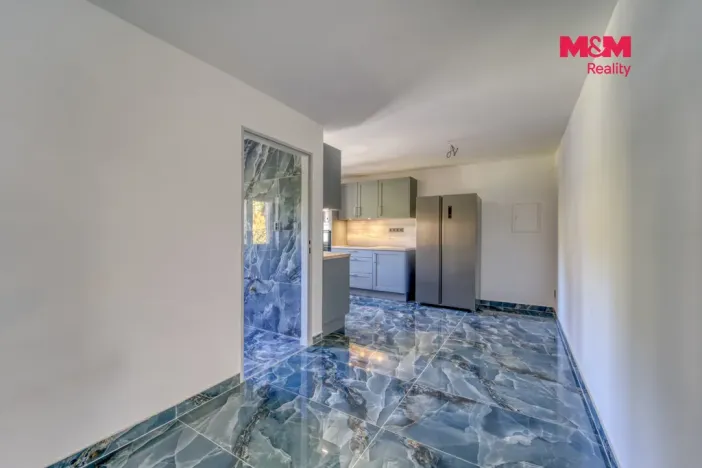 Prodej obchodního prostoru, Toužim, Plzeňská, 561 m2