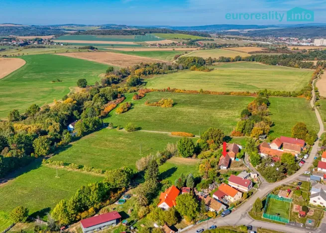 Prodej pozemku pro bydlení, Chocenice, 3282 m2