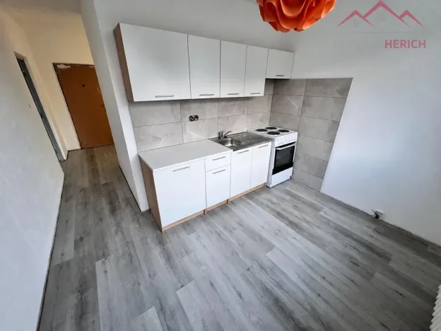 Prodej bytu 1+1, Chomutov, Dřínovská, 40 m2