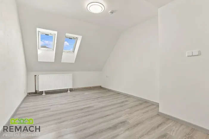 Pronájem bytu 4+kk, Hvozdná, K Větřáku, 102 m2
