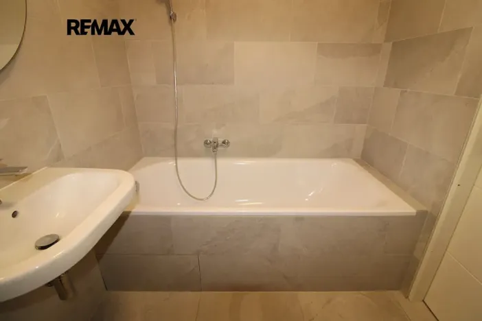 Prodej bytu 4+kk, Jeneč, Lidická, 102 m2
