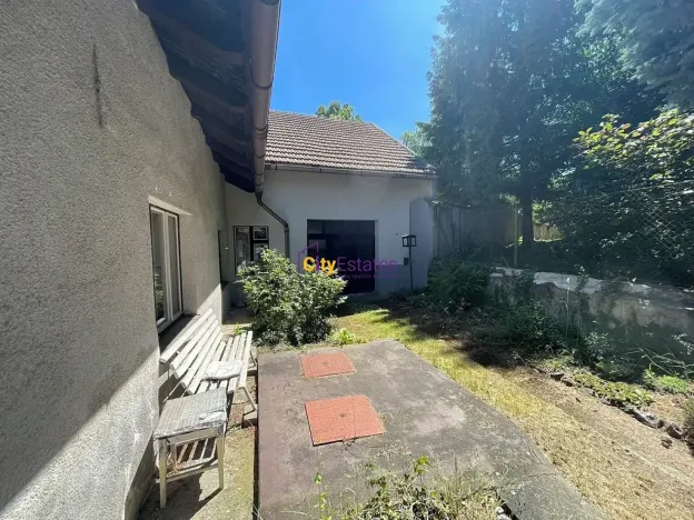 Prodej rodinného domu, Kostelec nad Labem, nám. Pod Martinem, 100 m2