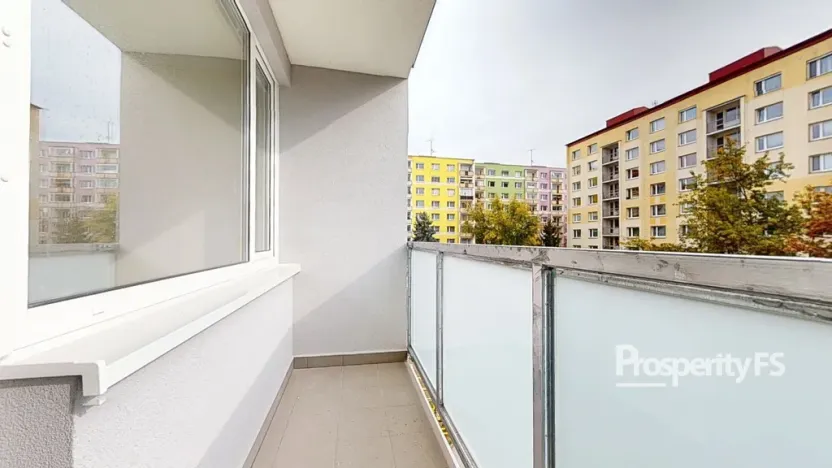 Pronájem bytu 2+1, Ústí nad Labem - Všebořice, 17. listopadu, 66 m2