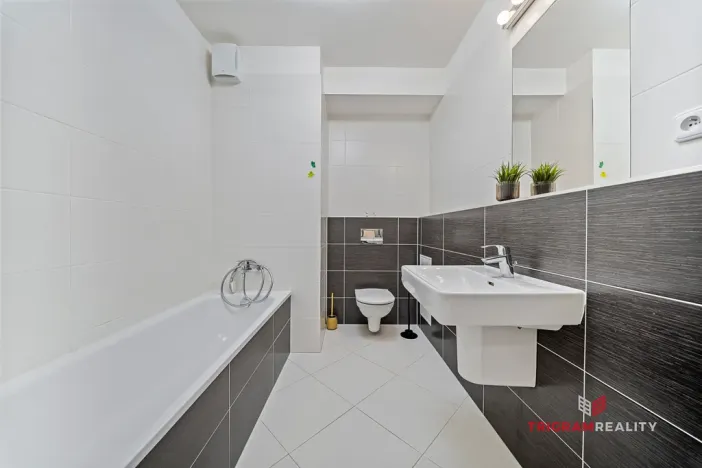 Prodej bytu 2+kk, Praha - Dolní Měcholupy, Honzíkova, 54 m2