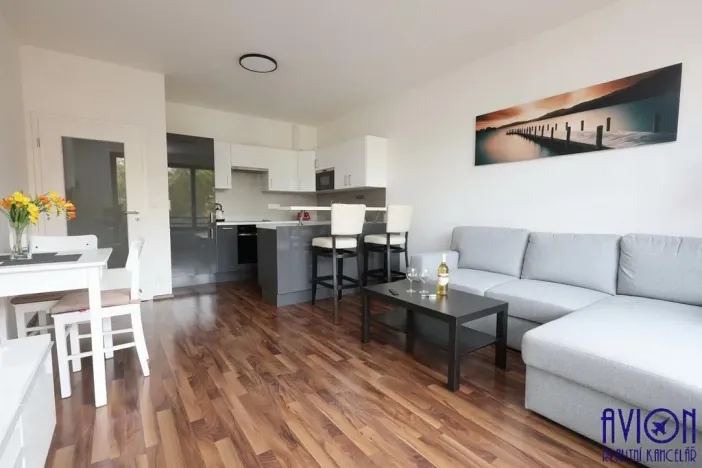 Pronájem bytu 2+kk, Praha - Stodůlky, Plzeňská, 50 m2