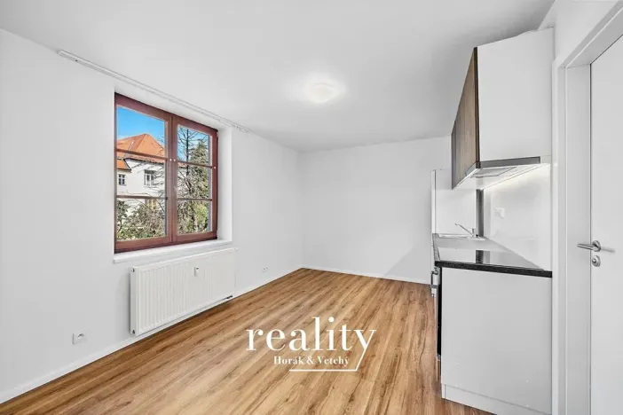 Pronájem kanceláře, Znojmo, Dolní Česká, 50 m2