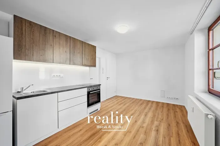 Pronájem bytu 2+kk, Znojmo, Dolní Česká, 50 m2