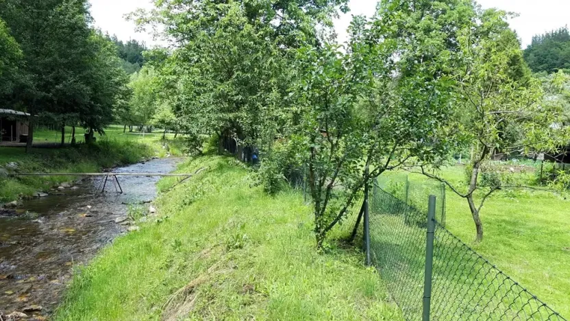 Prodej zahrady, Oskava, 750 m2