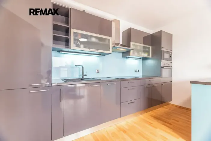 Pronájem bytu 2+kk, Hostivice, Žitná, 46 m2
