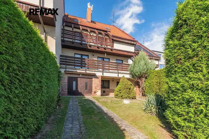 Prodej rodinného domu, Plzeň, Na Hraně, 302 m2