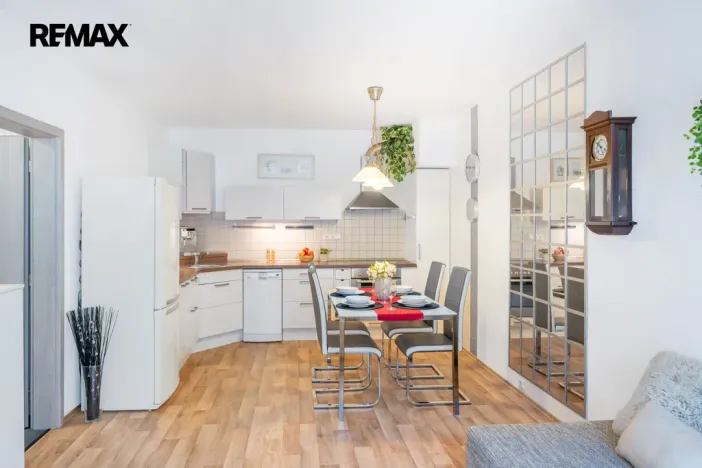 Prodej bytu 3+kk, Praha - Chodov, Valentova, 63 m2