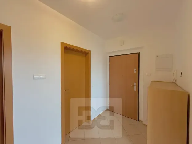 Pronájem bytu 2+kk, Strančice, K Pískovně, 52 m2