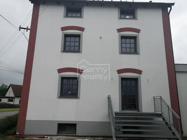 Pronájem bytu 2+1, Staré Hradiště, 90 m2