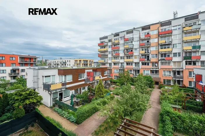 Pronájem bytu 2+kk, Praha - Vysočany, Pod Harfou, 55 m2