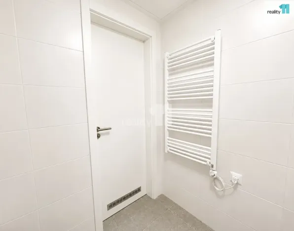 Prodej bytu 2+kk, Praha - Modřany, Kolmanova, 51 m2