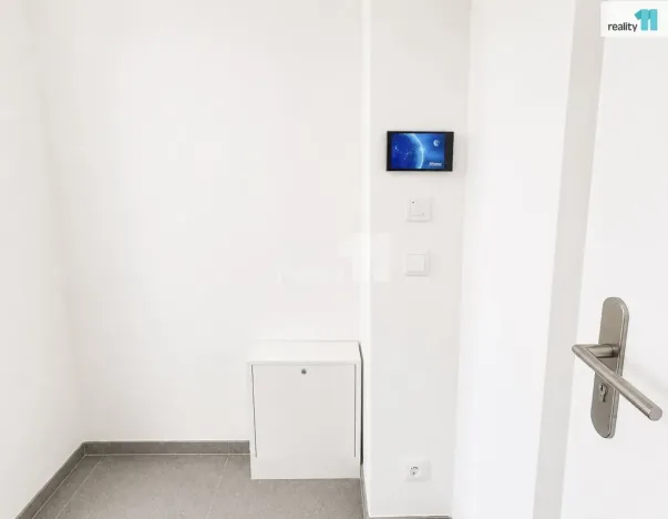 Prodej bytu 2+kk, Praha - Modřany, Kolmanova, 51 m2