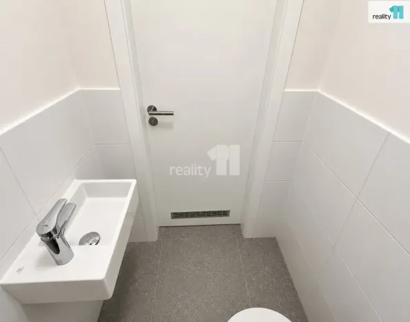 Prodej bytu 2+kk, Praha - Modřany, Kolmanova, 51 m2