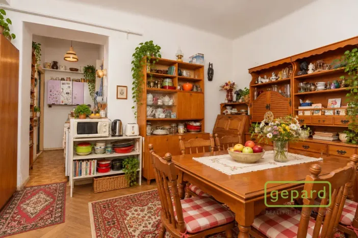 Prodej bytu 2+kk, Praha, V háji, 58 m2