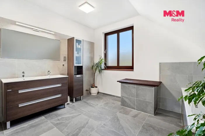 Prodej rodinného domu, Sokoleč, Luční, 128 m2