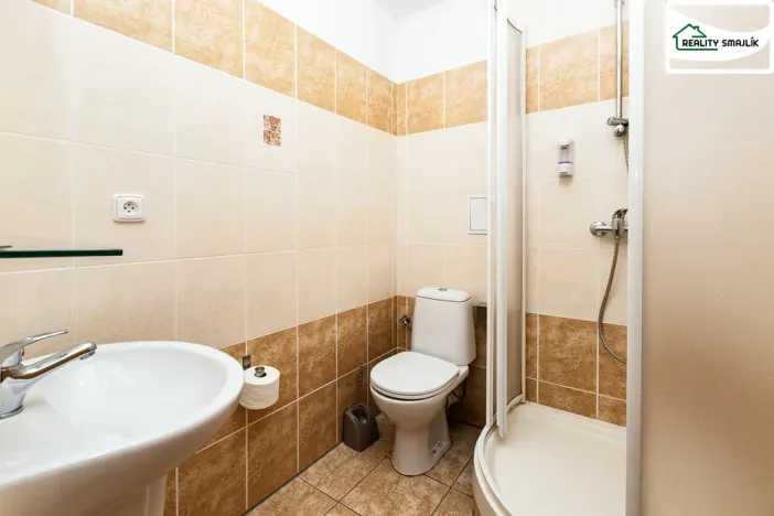 Prodej ubytování, Smolné Pece, 1015 m2