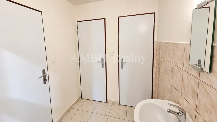 Pronájem kanceláře, Praha - Řepy, Žalanského, 80 m2