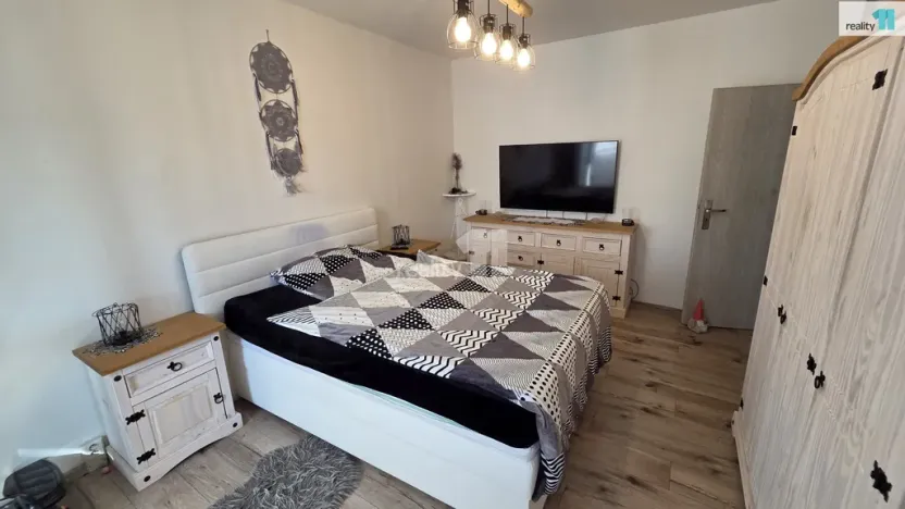 Prodej bytu 3+1, Chodov, Čs. odbojářů, 87 m2