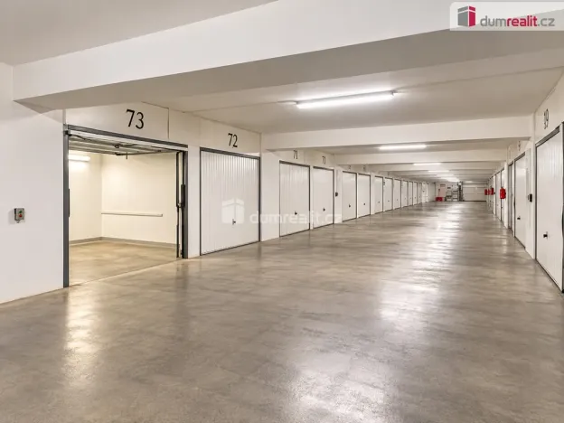 Pronájem garáže, Ústí nad Labem - Severní Terasa, Šrámkova, 20 m2