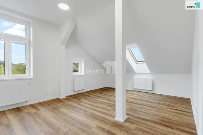 Prodej bytu 2+kk, Jablonec nad Nisou - Mšeno nad Nisou, Palackého, 53 m2