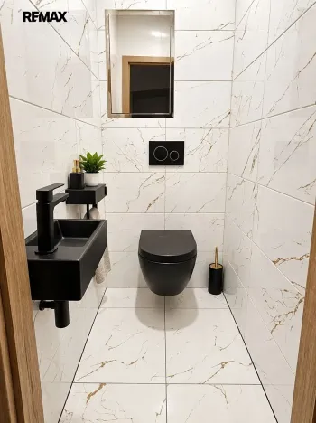 Prodej bytu 3+kk, Ostroměř, Školní, 82 m2
