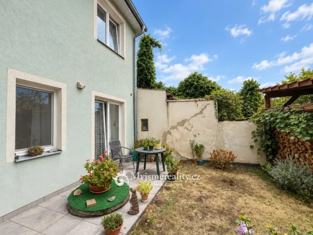 Prodej bytu 2+kk, Znojmo - Oblekovice, Oblekovická, 57 m2
