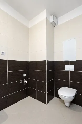 Pronájem bytu 2+kk, Praha - Hloubětín, Poděbradská, 53 m2