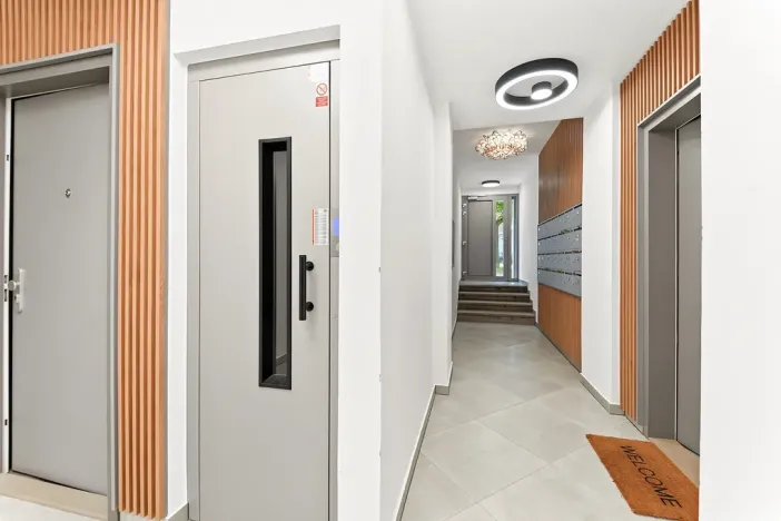 Pronájem bytu 1+kk, Praha - Břevnov, Pod Drinopolem, 41 m2