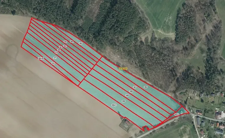 Prodej pole, 54154 m², Snědovice, Strachaly
